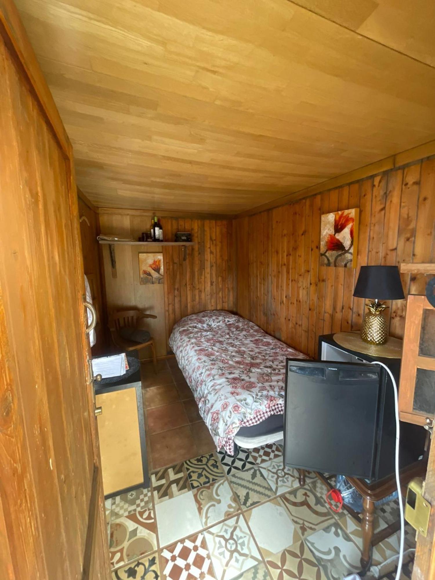 Bed and Breakfast Abracaribes Аресида Экстерьер фото